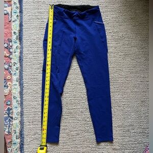 Patagonia Blue Leggings with Athletic Tapered Fit